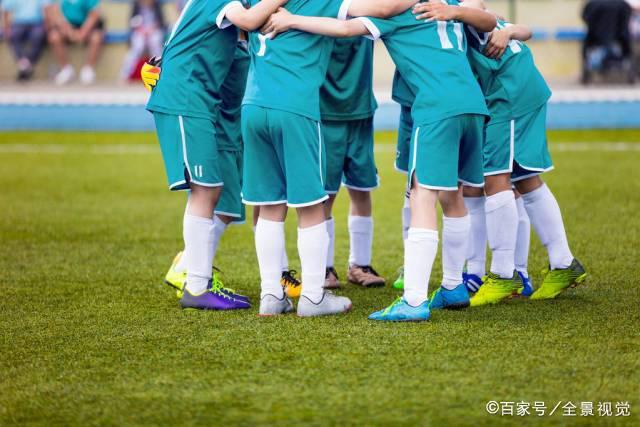 队报谈法国队集训：姆巴佩训练刻苦、捍卫队友，他已进入领袖模式